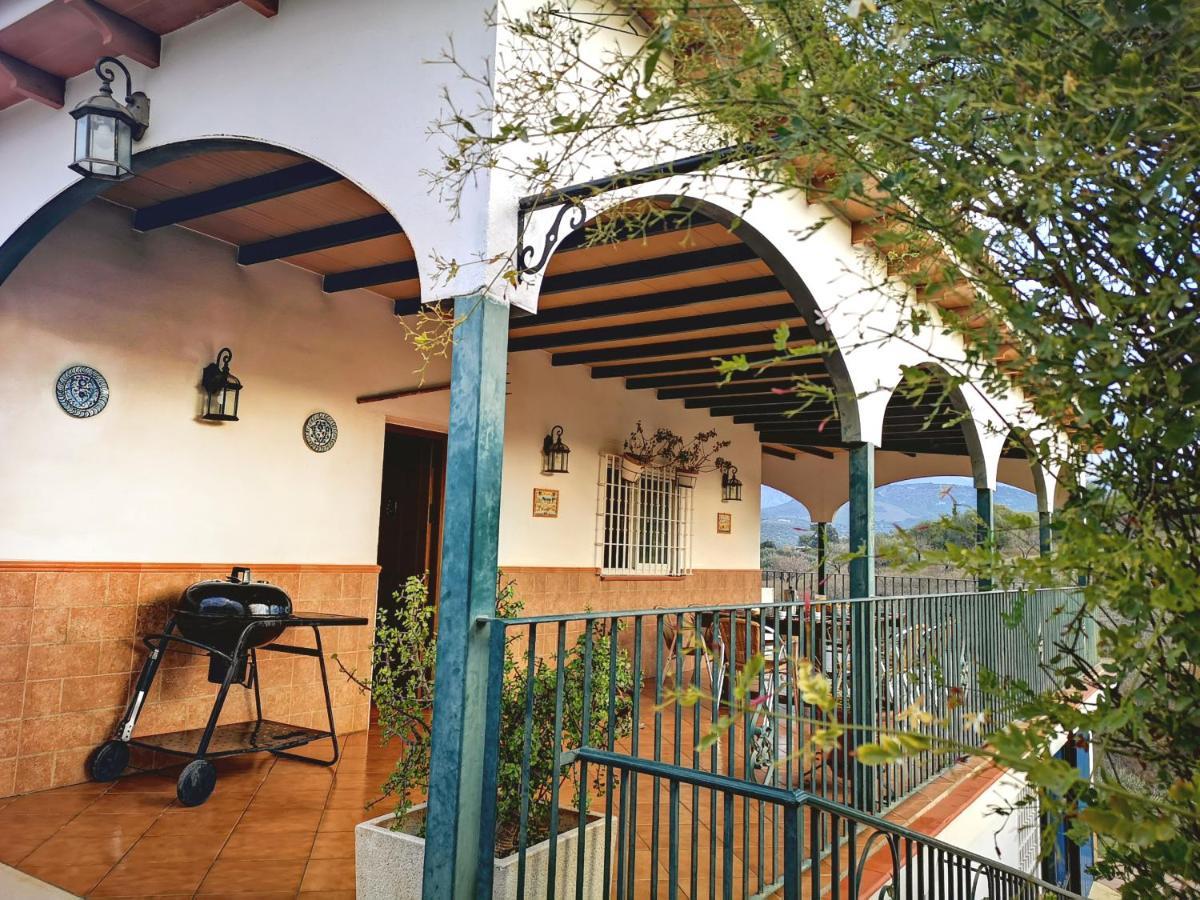 Finca Pil - Casa Rural Con Piscina Riogordo Exterior photo